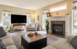 1538 Chigwell Lane S, Webster, NY 14580