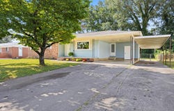 76 Roswell Road, Rossville, GA 30741
