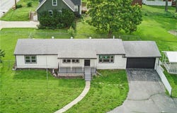 11112 E 75th Street, Raytown, MO 64138