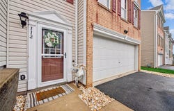 112 Alderwood Dr, Greensburg, PA 15601