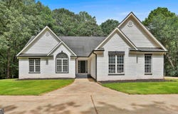 279 Doc Perry, Newnan, GA 30263