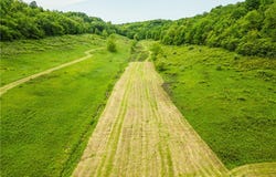 Barkley road, Uhrichsville, OH 44683