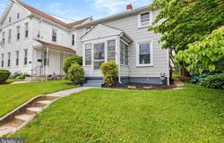 537 BAER AVENUE, HANOVER, PA 17331