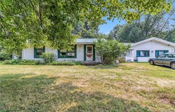 7113 State Road, Colden, NY 14033