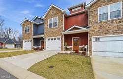 323 Piper Glen, Gray, TN 37615