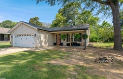 225 Snow Street, Greer, SC 29651