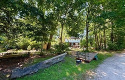 132 Kilbourn Rd, Lancaster, MA 01523