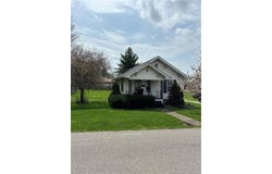 205 E Arthur Street, Salem, IN 47167