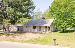 112 N SILVER LAKE ROAD, Eagle River, WI 54521