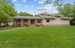 3248 S Farm Road 203, Springfield, MO 65809