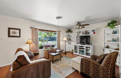 3202 Whiteway DR, Austin, TX 78757