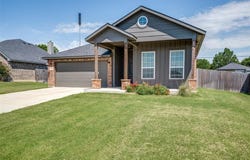 1402 N Mason Street, Bowie, TX 76230