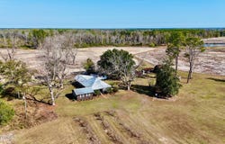 5466 Robin Road, Patterson, GA 31557