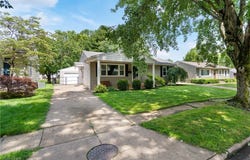 1086 Terrell Drive, Akron, OH 44313