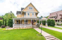 1414 Cass St, La Crosse, WI 54601