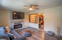 4 DORSET Drive, TRENTON, NJ 08618