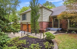 4506 W 93rd Terrace, Prairie Village, KS 66207