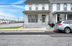 35 E WASHINGTON STREET, ELIZABETHTOWN, PA 17022