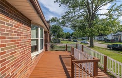 232 Lexington Avenue, Elyria, OH 44035