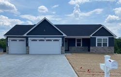 9833 Ridgecrest Drive, Hillsboro, MO 63050