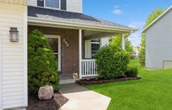 315 Nightingale Dr, Tiffin, IA 52340