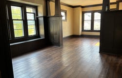 2320 N 44th St, Milwaukee, WI 53210