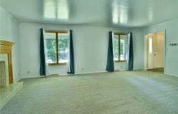 3120 Meadow Lane NE, Warren, OH 44483