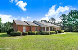 3509 Lakeview Trail, Kinston, NC 28504