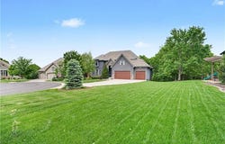 8831 Vista Drive, Lenexa, KS 66220