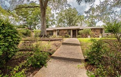 2312 W Elm St, El Dorado, AR 71730
