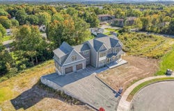 15 Emilia Court, Middletown, NY 10941