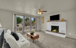 328 E PECTOL ST, Washington, UT 84780