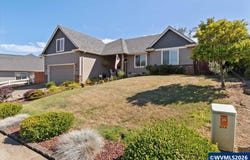 317 NW Ivy Av, Dallas, OR 97338