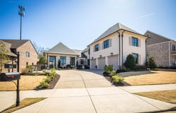 353 BUBBY Dr, Collierville, TN 38017