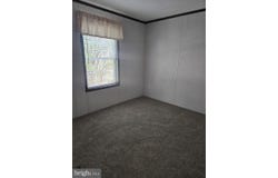 300 RIDGE ROAD, ETTERS, PA 17319