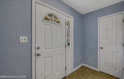 1114 Sunset Drive, Pittston, PA 18640