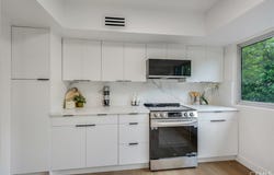 835 S Orange Grove Boulevard, Pasadena, CA 91105