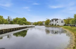 272 Heather Croft, Egg Harbor Township, NJ 08234