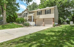 12604 S Locust Street, Olathe, KS 66062