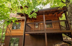 813 Lloyd Huskey Rd, Pigeon Forge, TN 37863