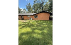 100 HILTON Court, Pineville, LA 71360