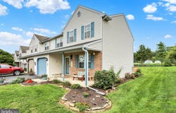 202 S VIEW Road, FLEETWOOD, PA 19522