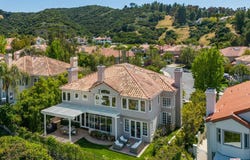 3770 Camino Codorniz, Calabasas, CA 91302