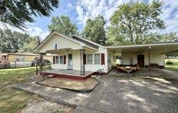 37&51 N Maple Street, Boaz, AL 35956