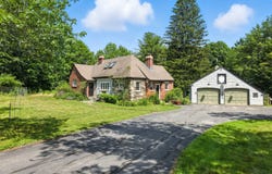 137 Middle Road, Cumberland, ME 04021