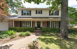 2208 Warwick PL, Fort Smith, AR 72903