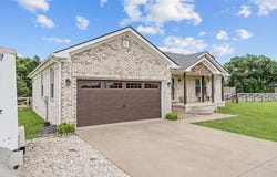 241 Deer Run Road, Irvine, KY 40336
