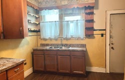13310 Wilshire Drive, Detroit, MI 48213