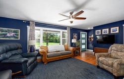 204 E Highway Dd, Miller, MO 65707