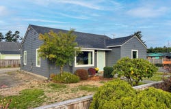 1699 PINE St, Florence, OR 97439